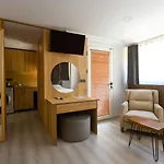 Suna & Apartmanhotel 3*