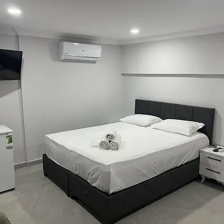 Aparthotel Suna *